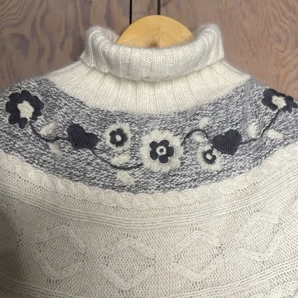 NWT Vintage Les Copains Turtleneck Black White Heart Flower Patterned Sweater